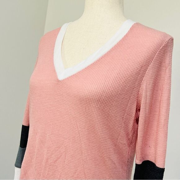WildFox Soft Waffle Knit Leroy V-Neck Tee XS 3/4 Quarter Sleeve Pink White Gray - Picture 6 of 13